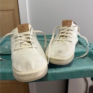 OluKai Cream Lace-Up Sneakers